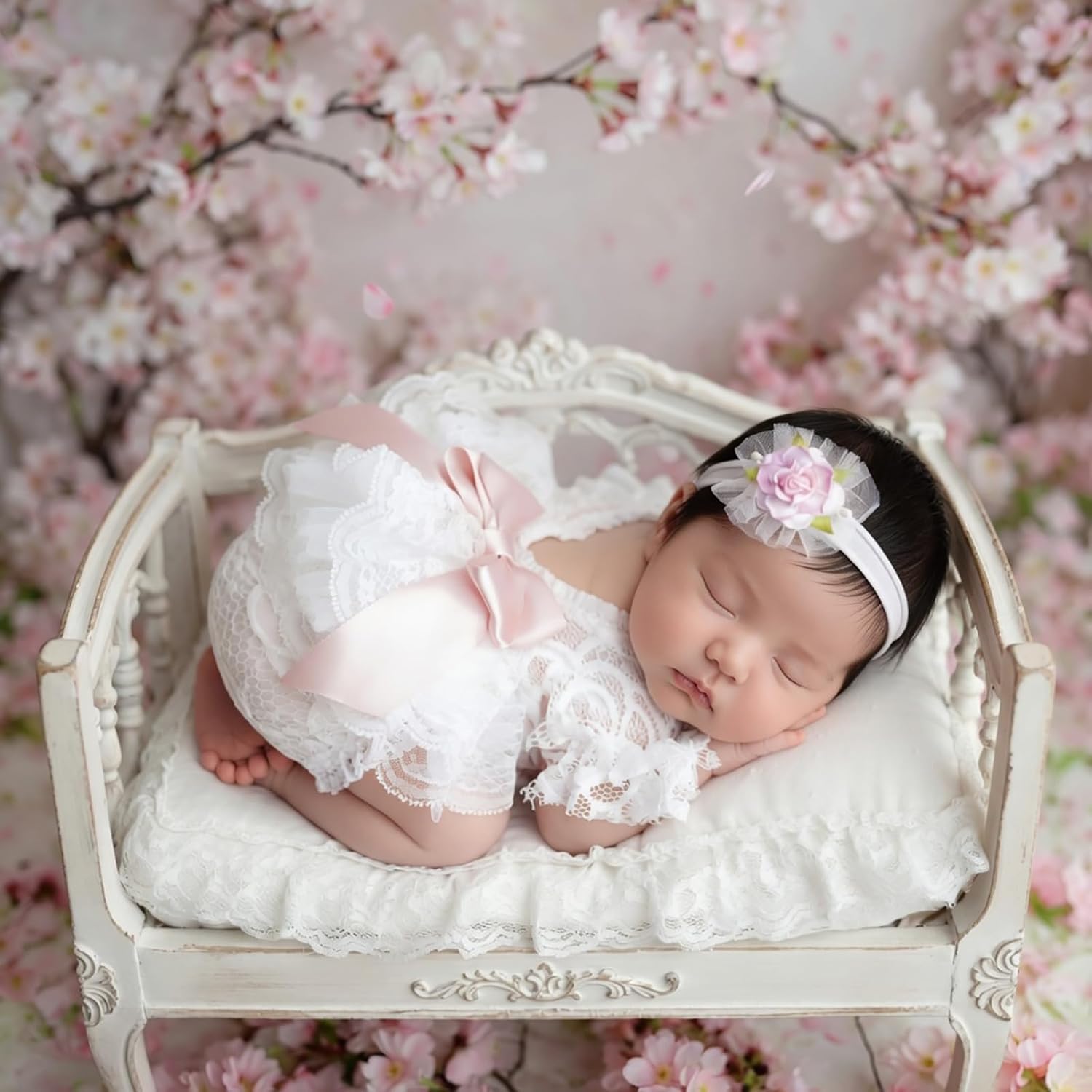 Detalle de ForBaysy Newborn Lace Photography Romper with 3D Flower Headband