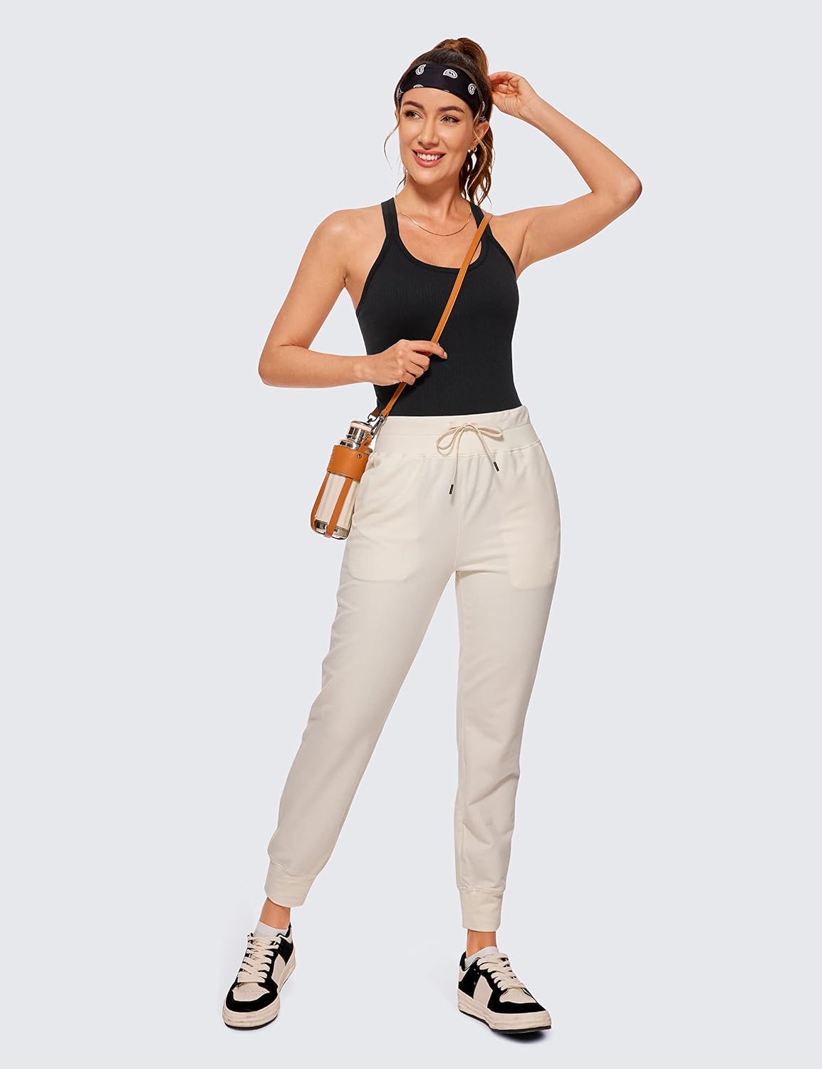 Detalle 2 de CRZ YOGA réservoir femme sans couture côtelé rembourré avec soutien-gorge intégré (Y-back)