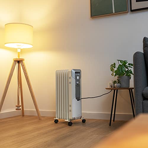 Detalle 2 de Cecotec Radiador Eléctrico de Aceite ReadyWarm 7000 Space – 7 Módulos, 1500 W