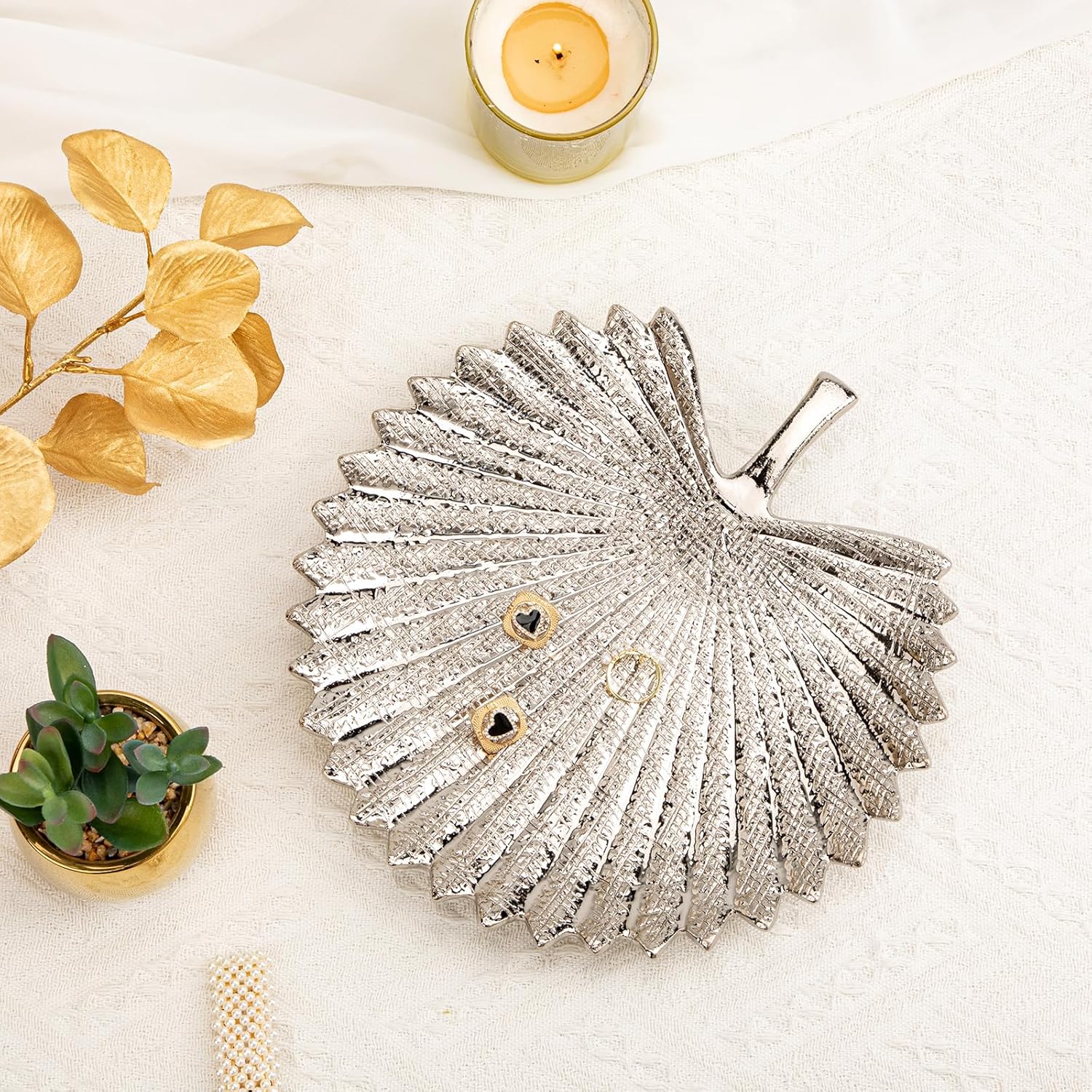 Detalle de Oairse Set of 2 Silver Leaf Ceramic Jewellery Trays (Large & Medium)