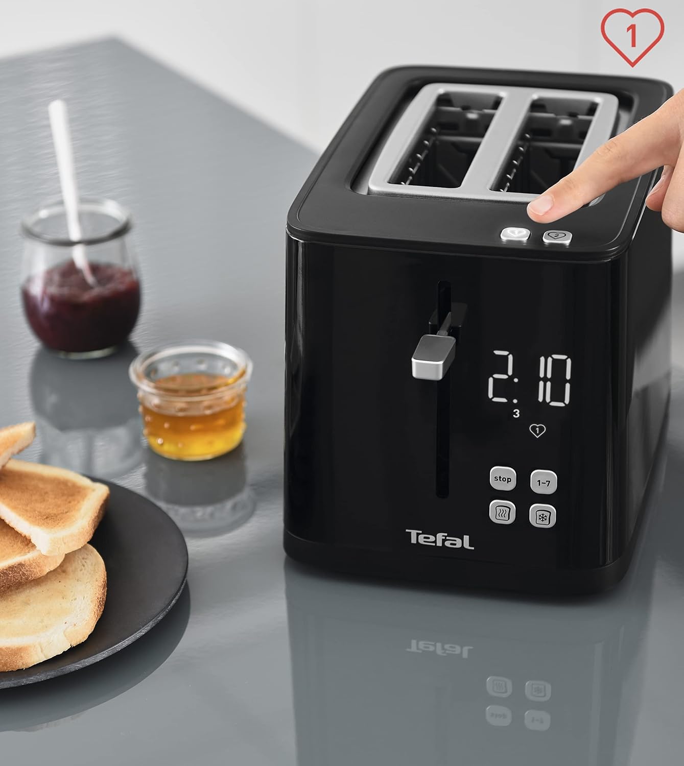 Detalle 2 de Tefal TT640810 Smart’N Light broodrooster met digitaal display en 7 bruiningsstanden