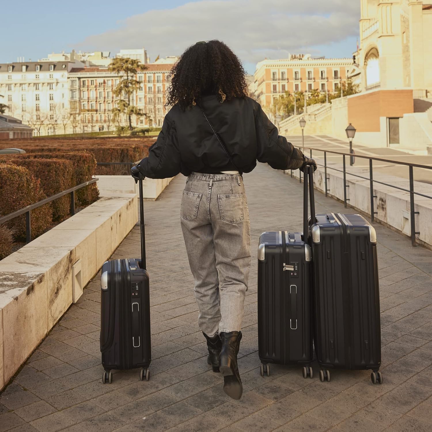 Detalle de LEVEL8 3 Piece Suitcase Set with TSA