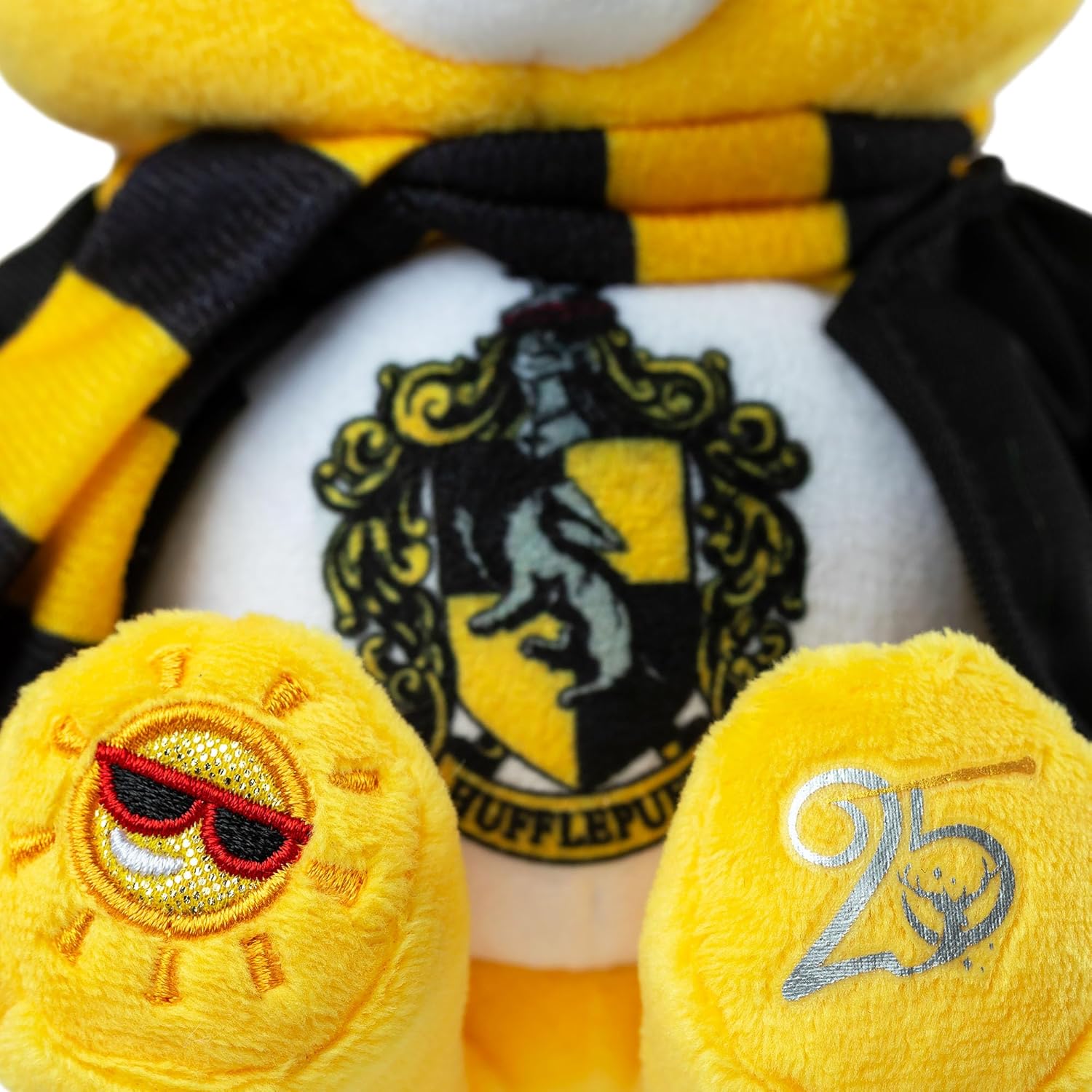Detalle de Care Bears x Harry Potter Hufflepuff Funshine Bear 8-Inch Plush