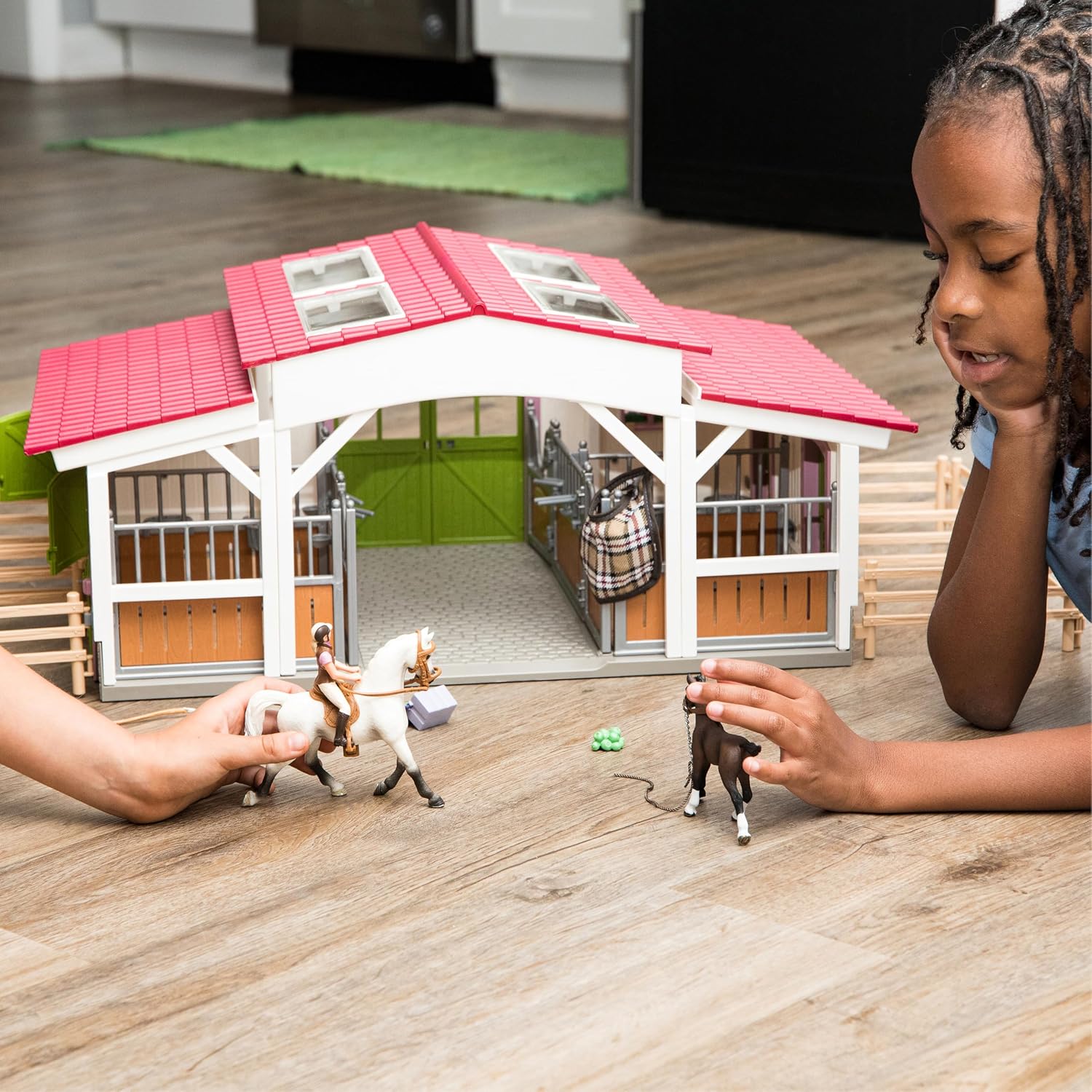 Thumbnail 1 de Schleich Horse Club Reiterhof mit Reiterin und Pferden 42344 97 Teile