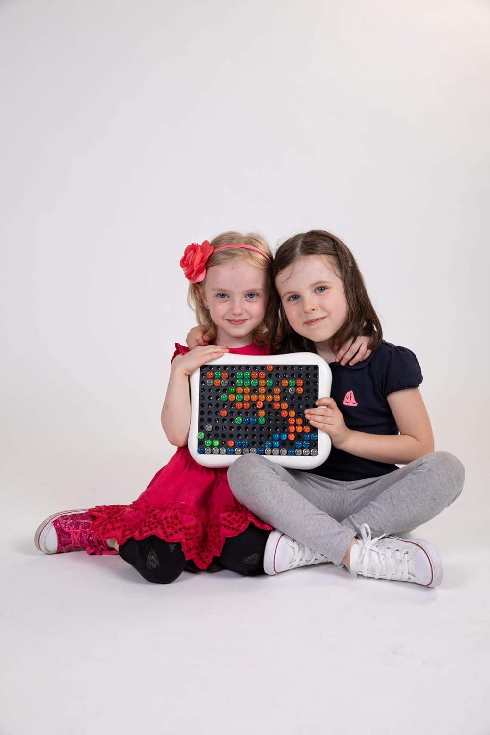 Thumbnail 6 de Quercetti Peg Brite: Gioco Creativo Luminoso con Chiodini e Album Inclusi