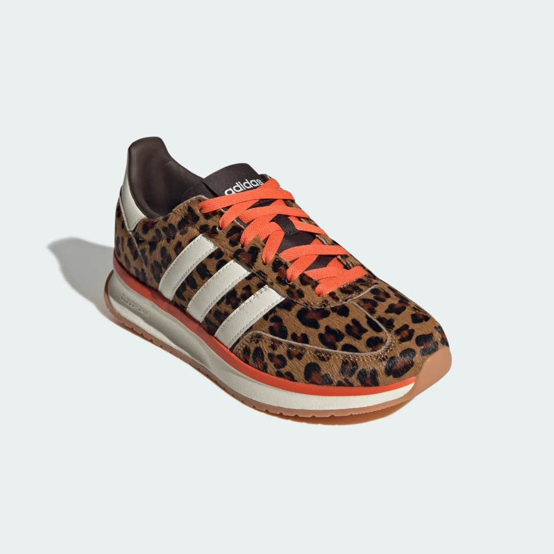 Thumbnail 3 de Zapatilla Run 70s 2.0 de Adidas: comodidad clásica en color Marrón
