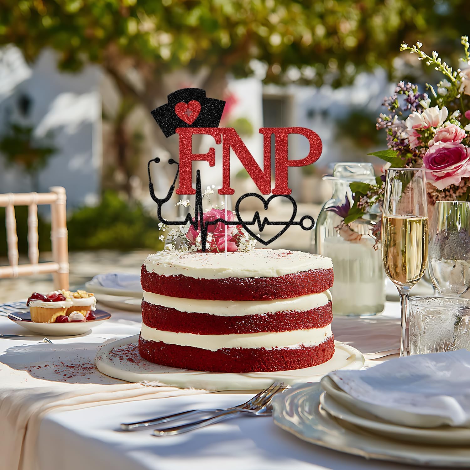 Thumbnail 2 de FNP Graduation Cake Topper