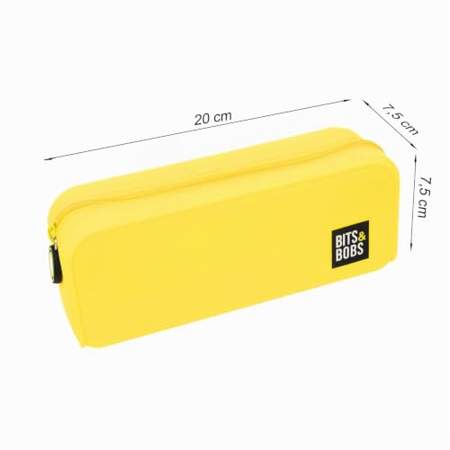 Detalle 2 de Grafoplás Estuche de Silicona Amarillo Flúor 20x7,5x7,5 cm — Tacto suave y resistente al agua