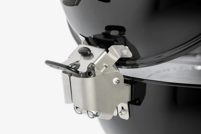 Thumbnail 2 de Weber Master Touch Premium E-5770 Schwarz – Vielseitiger Holzkohlegrill für indirektes Grillen und Räuchern