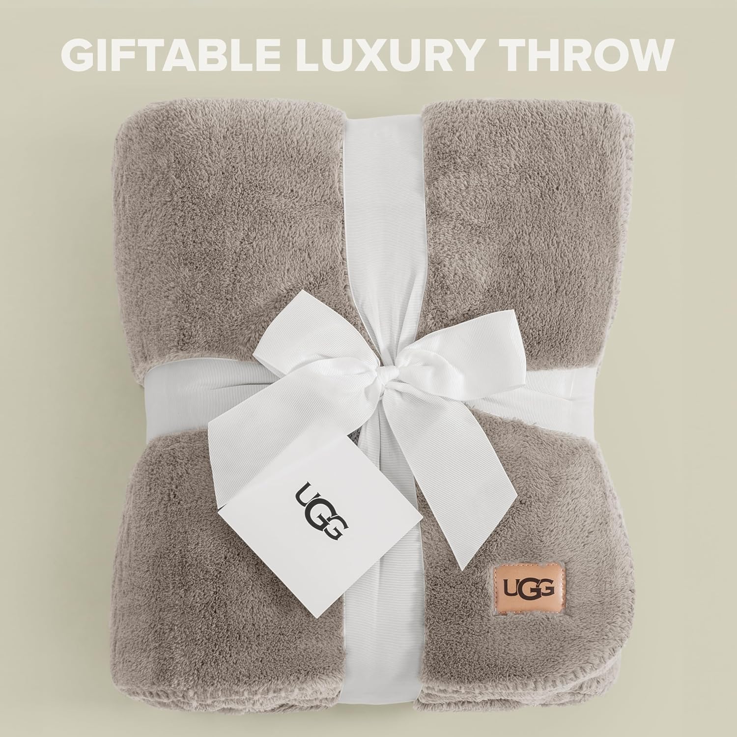 Detalle de UGG Whitecap Plush Throw Blanket 50" × 70"