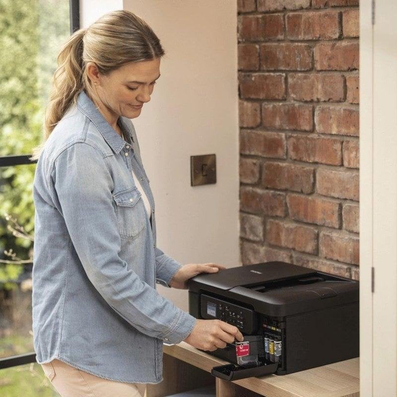 Detalle 2 de Brother DCP-J1360DW: Impresora multifunción a color con inyección de tinta, WiFi y dúplex