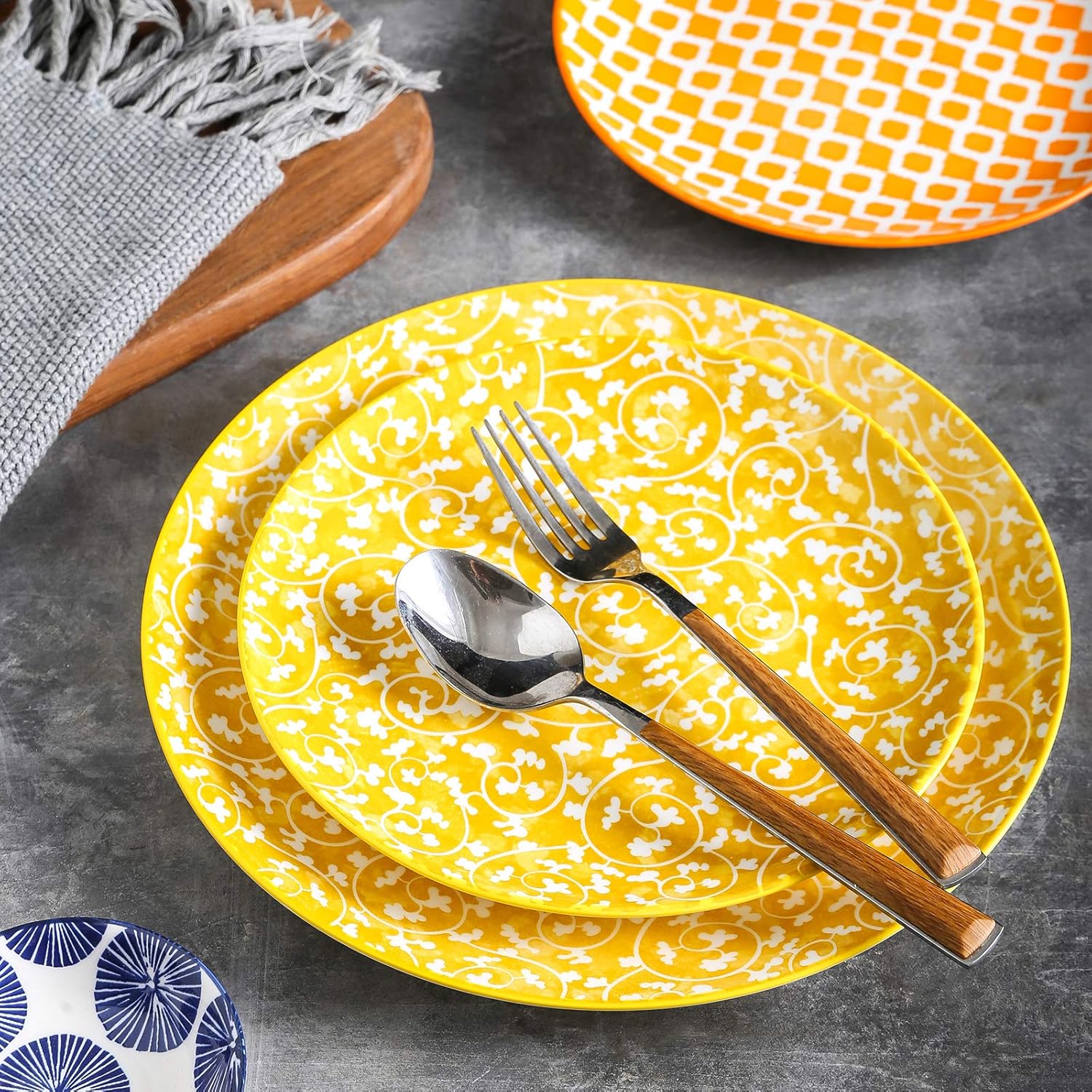 Detalle 1 de 10 inch Porcelain Dinner Plates, set of 6