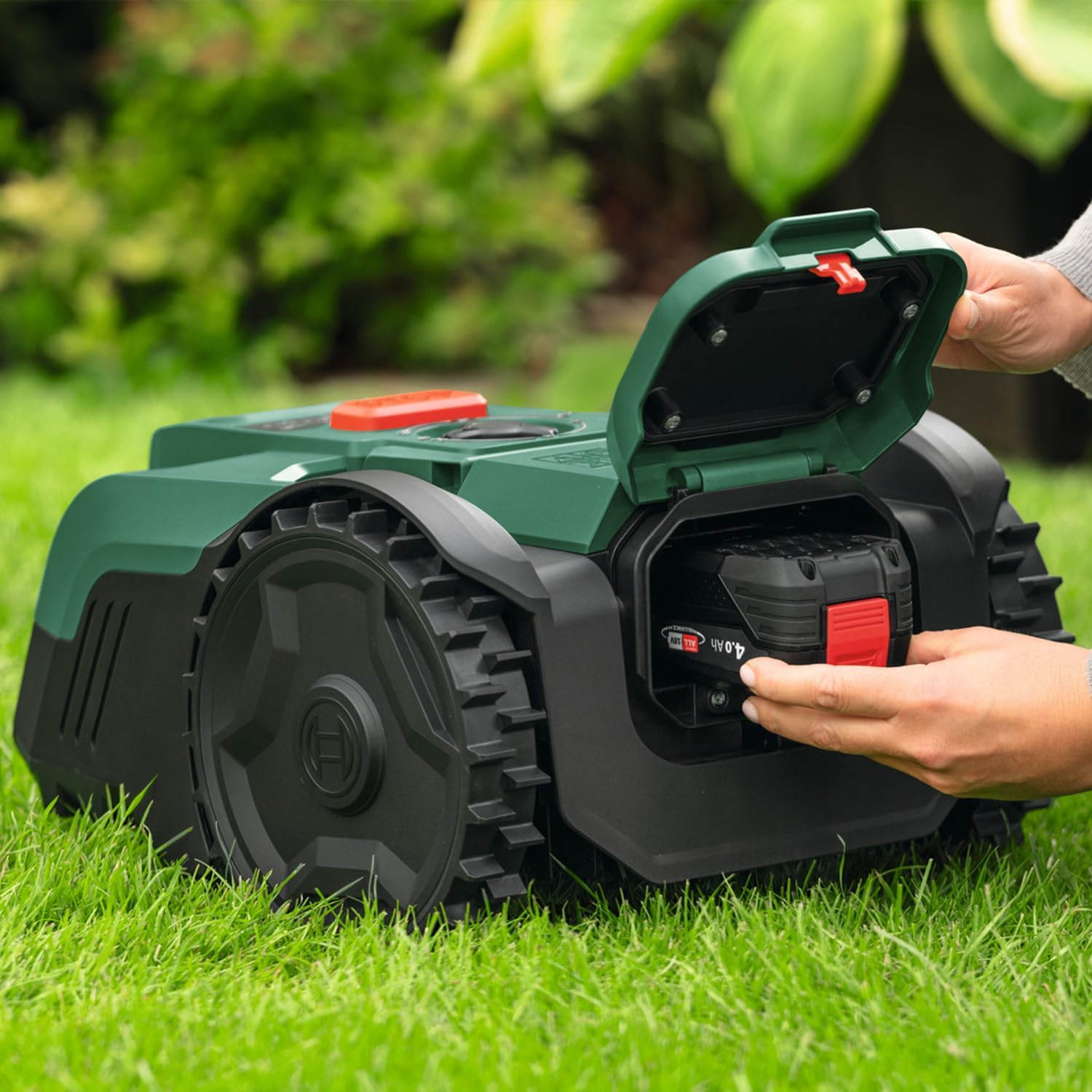 Thumbnail 6 de Bosch VISIMOW 18V-100 robot rasaerba a batteria per prati fino a 100 m² (taglio 16 cm, 20–60 mm)