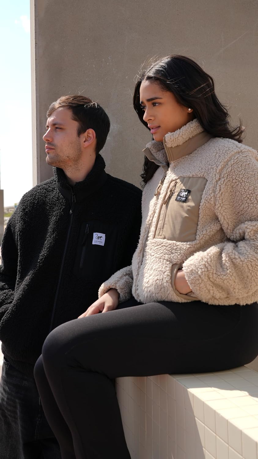 Detalle de Giacca sherpa Surf Monkey con zip e tasca sul petto, riciclata, vestibilità classica
