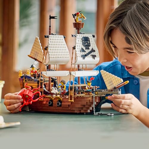 Thumbnail 7 de LEGO Creator 3 in 1 Iconica Nave da Pirata (31387): un set trasformabile per 3 avventure