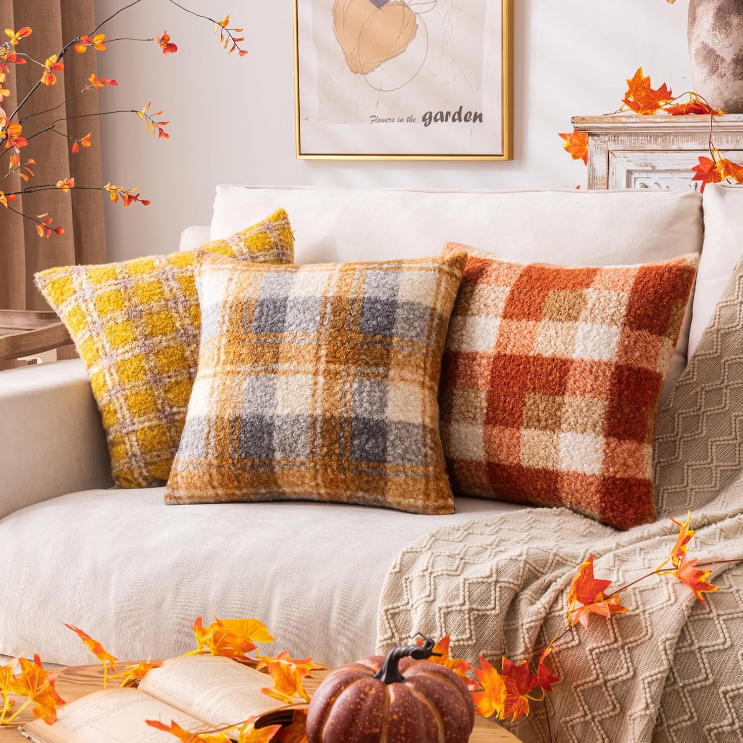 Detalle 1 de AQOTHES Decorative Pillow Covers 18x18 Inch