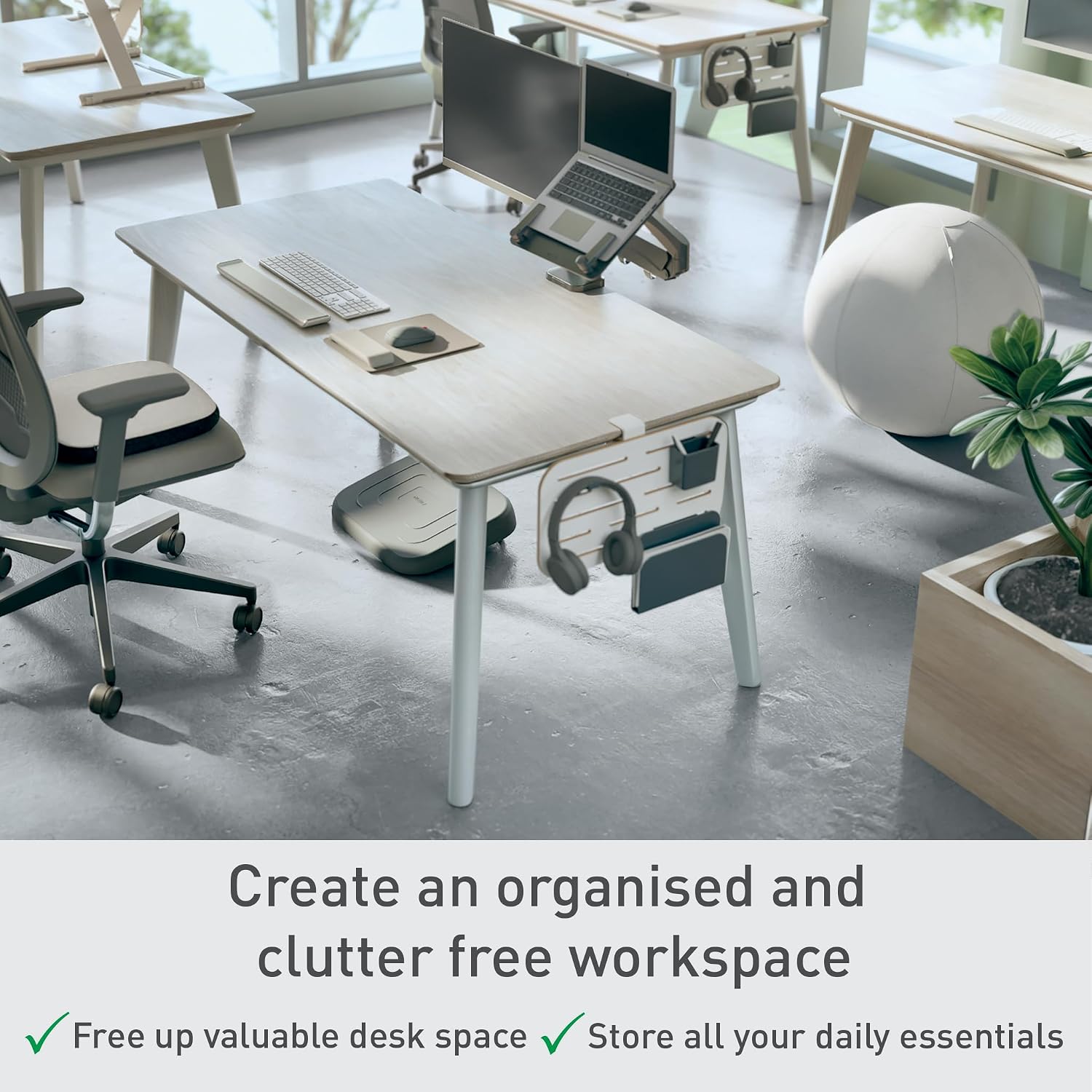 Thumbnail 3 de Leitz Ergo Small Pegboard Desk Organiser 65480000 (White) with Desk Tidy Accessories