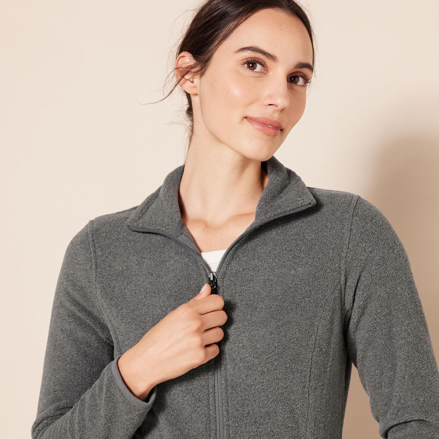Thumbnail 2 de Amazon Essentials Women’s Classic-fit Full Zip Polar Soft Fleece Jacket (Plus Size available)