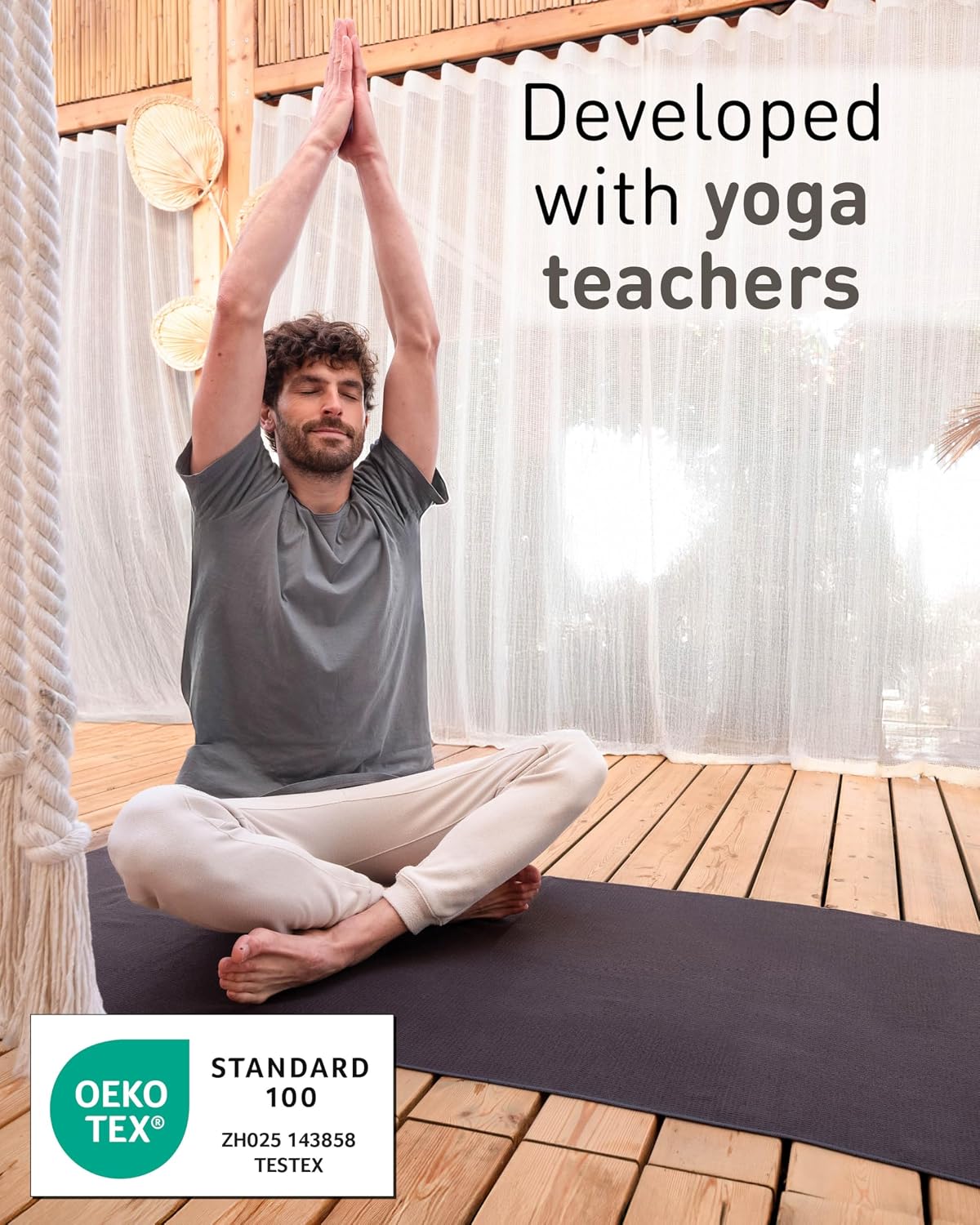 Detalle 2 de Fit-Flip Yoga Towel Non Slip (185 x 63cm) for Hot Yoga, Bikram & Gym Workouts – Lightweight quick-dry microfibre in Anthracite