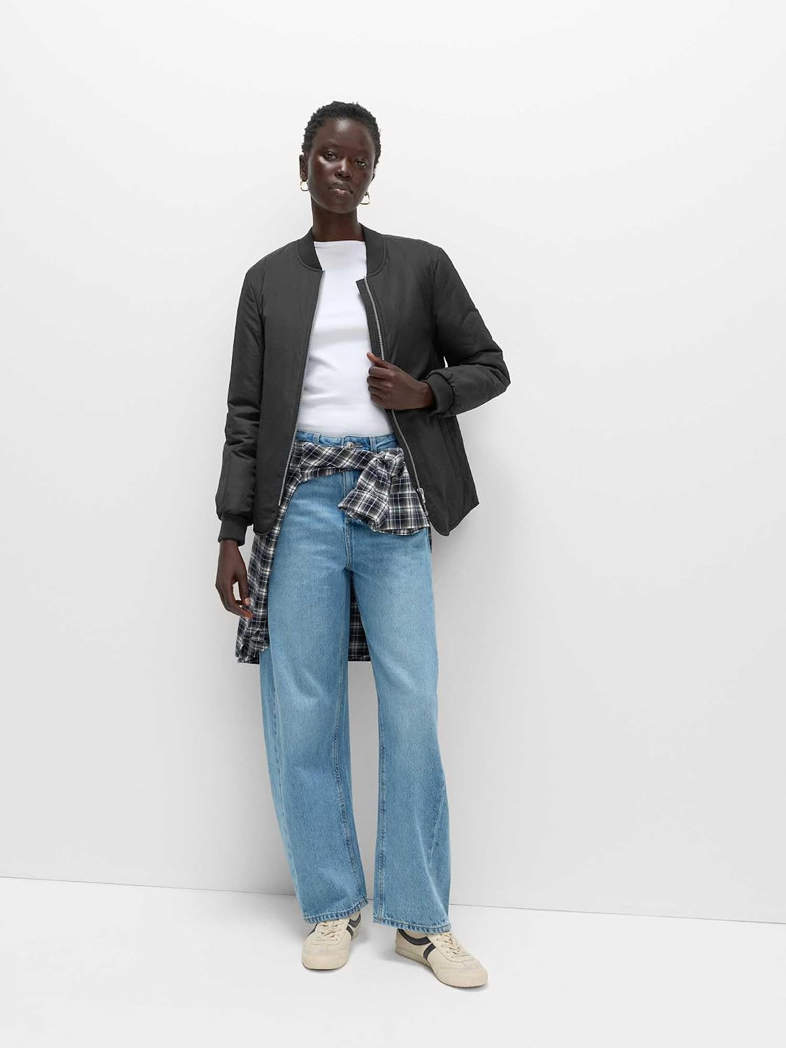 Detalle 2 de Marks & Spencer Stormwear™ gewatteerde damesjas, waterafstotend, standaard pasvorm
