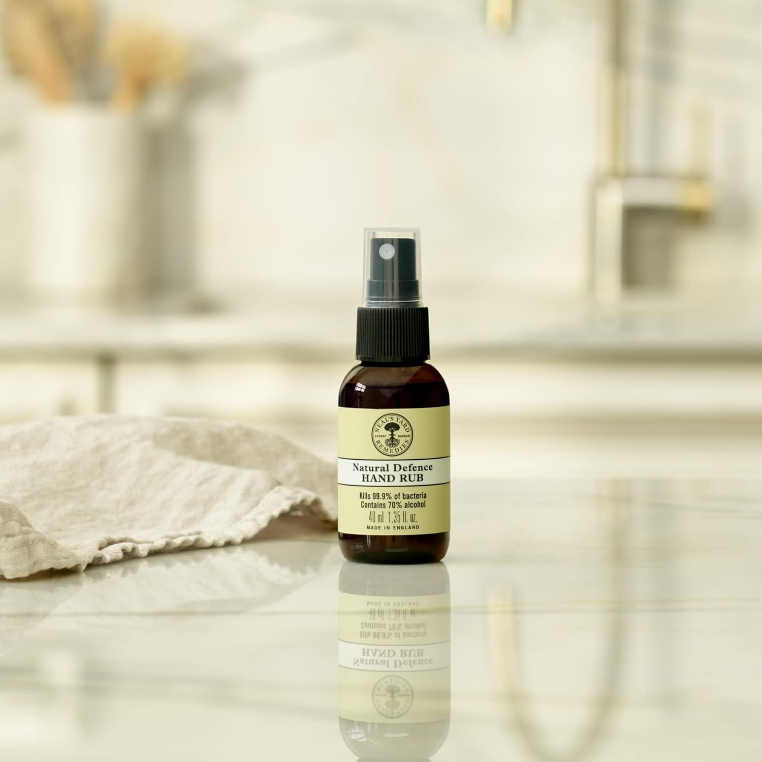 Thumbnail 5 de Neal's Yard Remedies Natural Defence Hand Cleanser with Niaouli, Lemongrass & Witch Hazel (40ml)