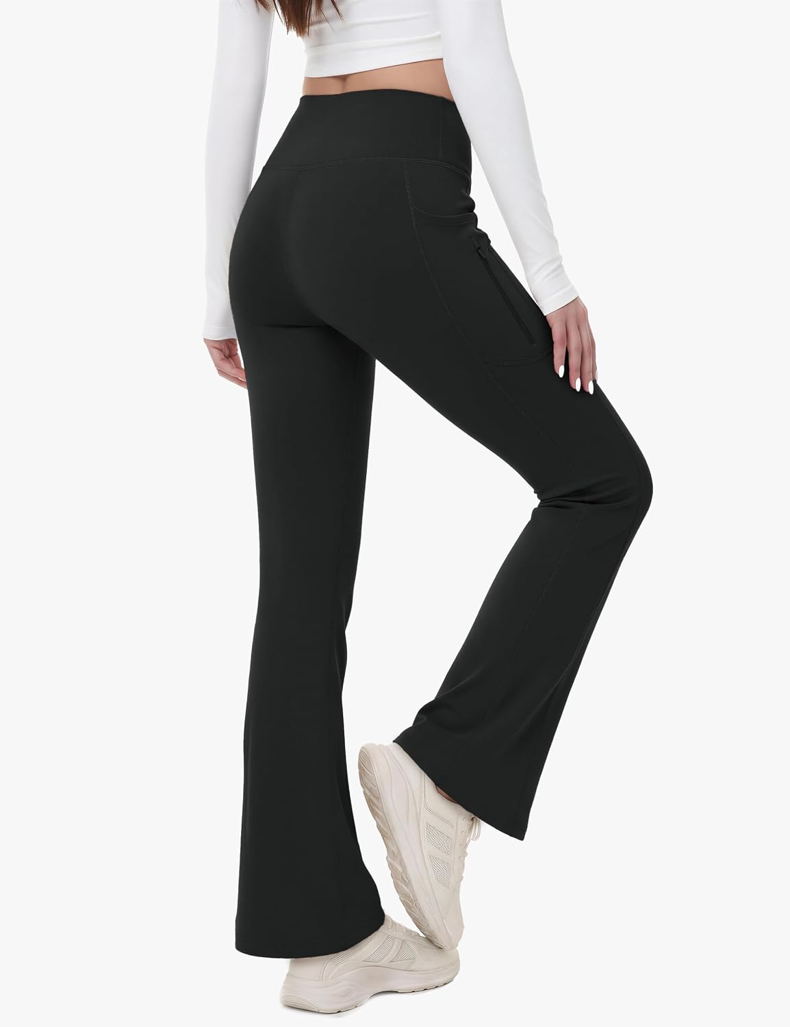 Detalle 2 de MAGCOMSEN Women's Fleece-Lined Flare Leggings, Water-Resistant, 3 Pockets