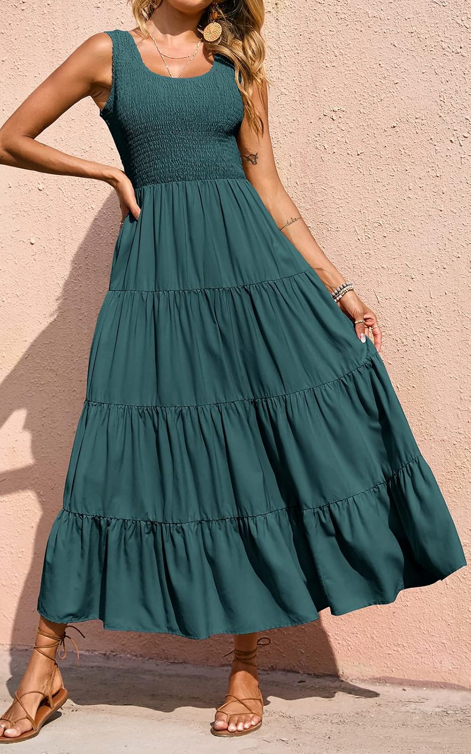 Detalle de PRETTYGARDEN Women's 2026 Casual Maxi Sundress with Smocked Tank Detailing