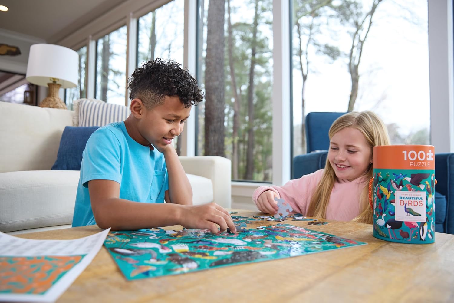 Detalle 2 de Crocodile Creek Ocean Animals Puzzle – 150 Pieces in Tin