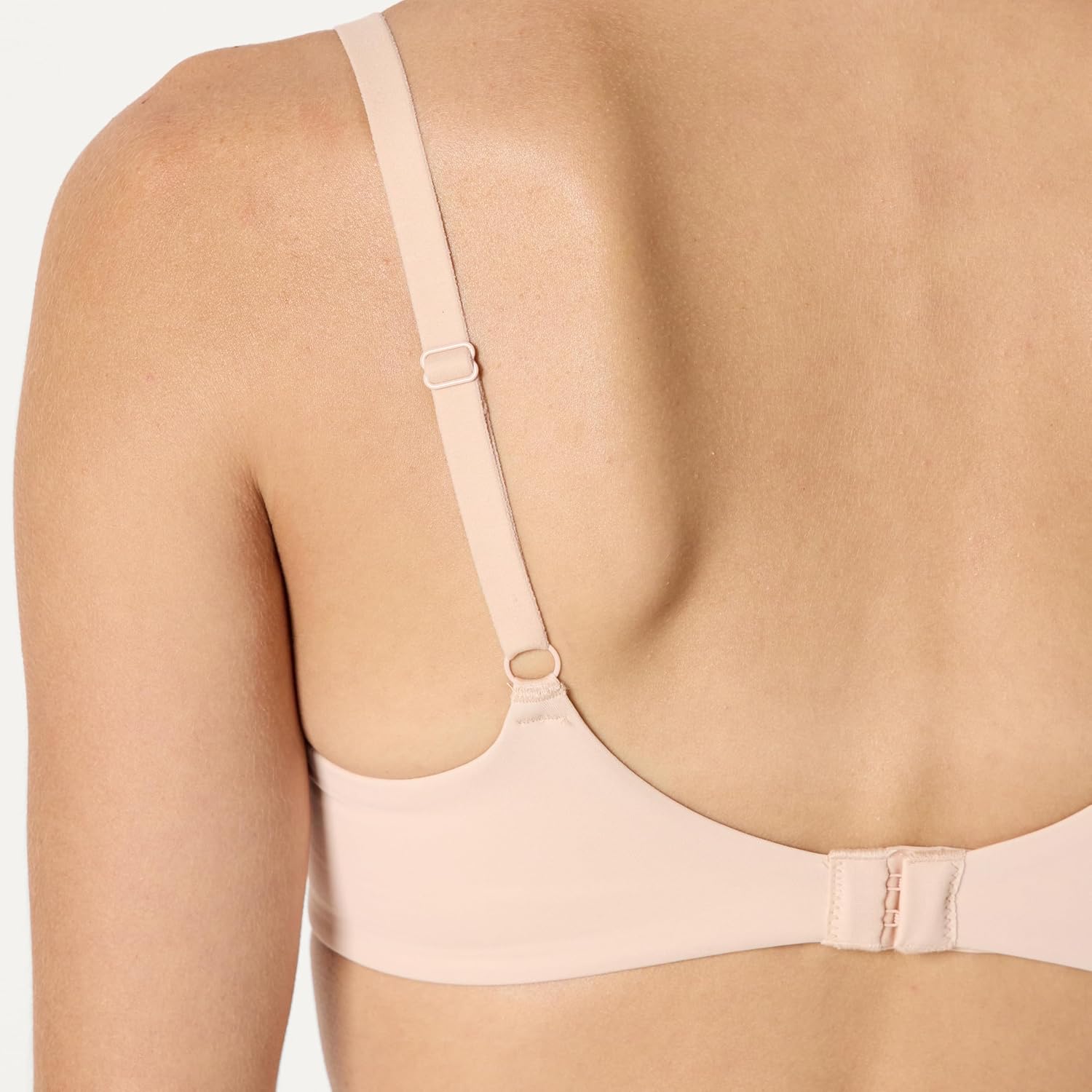 Detalle 2 de Amazon Essentials Microfiber Balconette Bra