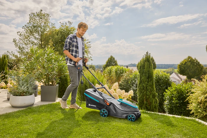 Detalle de GARDENA PowerMax 37/1800 G2 Elektrorasenmäher für Rasenflächen bis 425 m²