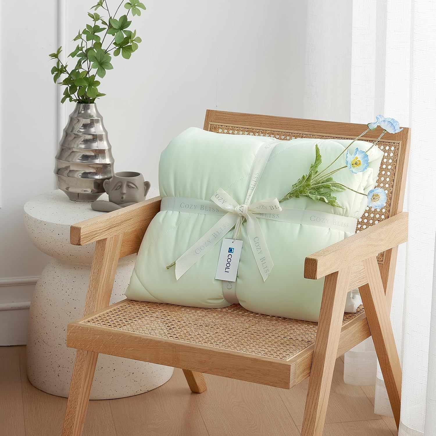 Thumbnail 6 de Cozy Bliss Cooling Comforter Queen Size: Lightweight, Breathable Comfort for Hot Sleepers