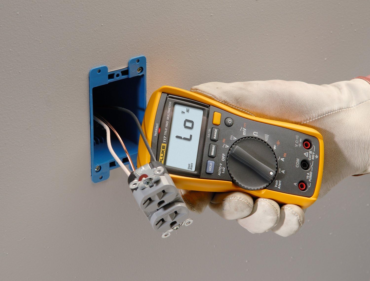 Thumbnail 4 de Fluke 117 Digital Multimeter with Non-Contact Voltage