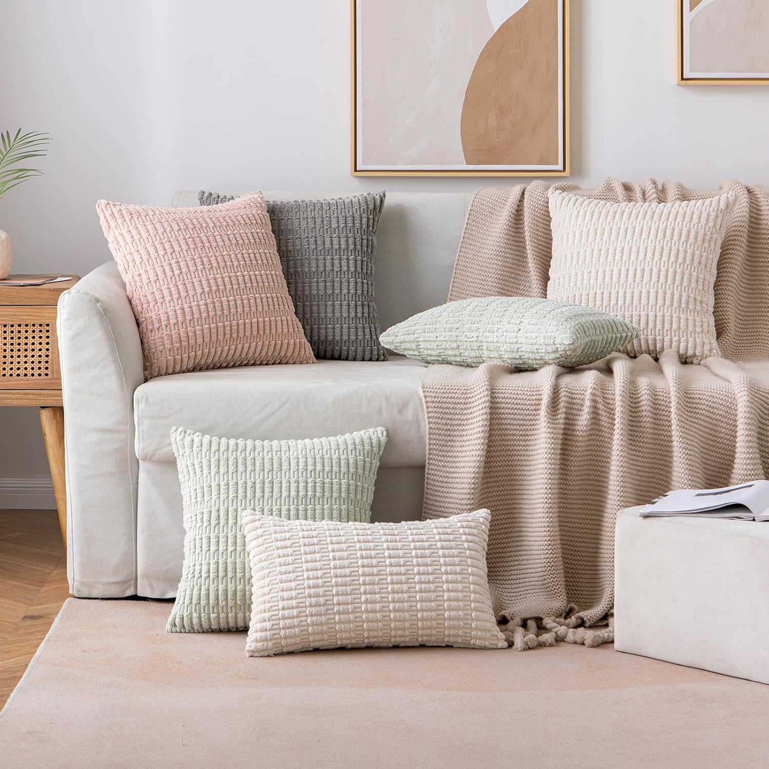 Thumbnail 5 de MIULEE 2-Pack Corduroy Cream White Square Cushion Covers 50x50 cm (20x20 in) – Boho Deco for Living Room or Bedroom