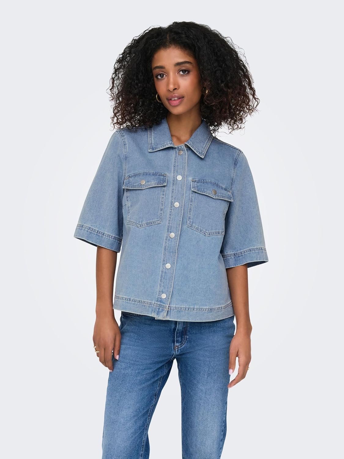 Thumbnail 1 de ONLY Denim Shirt ONLBELLE Denim Shirt - stile casual e versatilità per ogni stagione