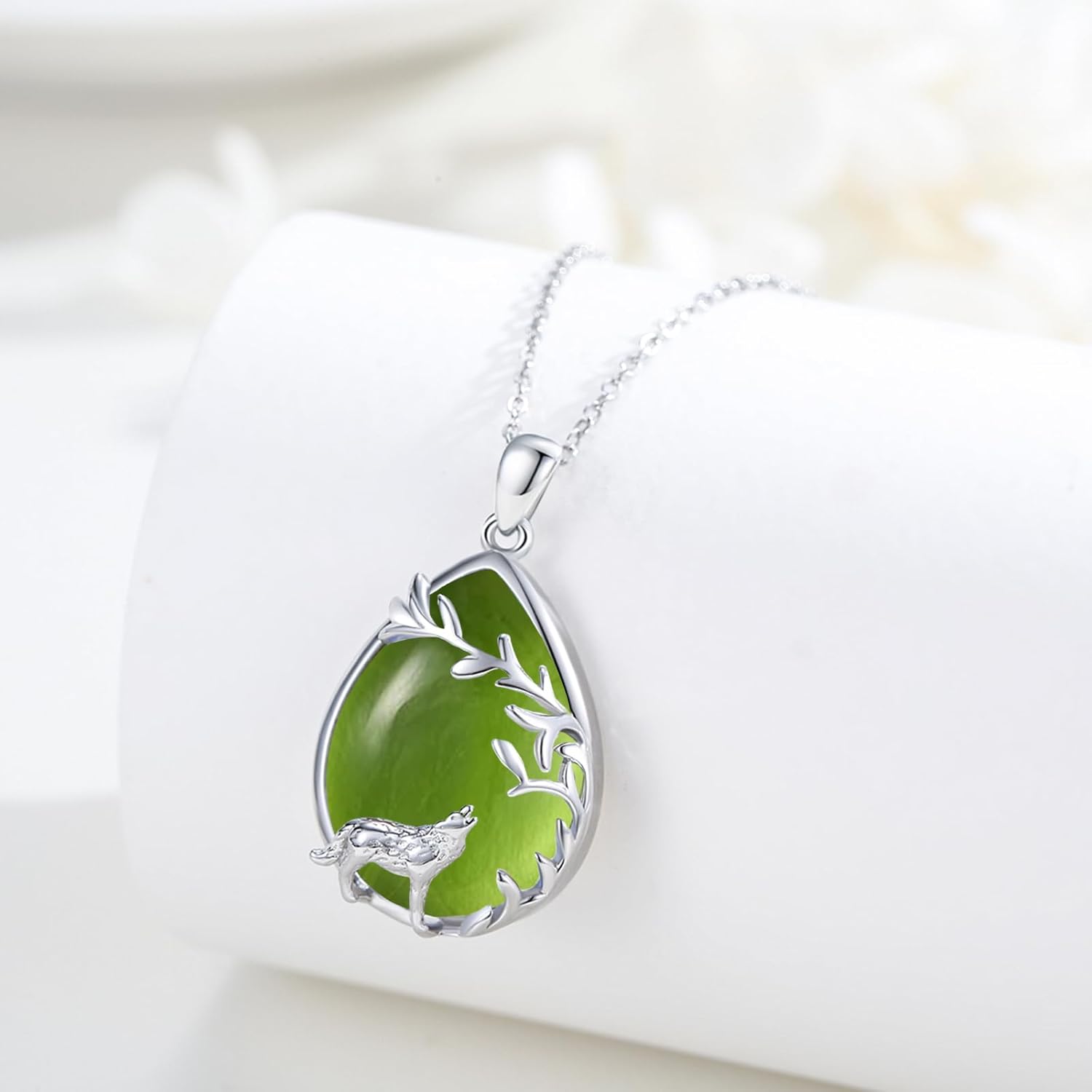 Detalle de Wolf Kette Sterling Silber mit Wolf Anhänger – 925er Silber, Peridot, verstellbare Kette
