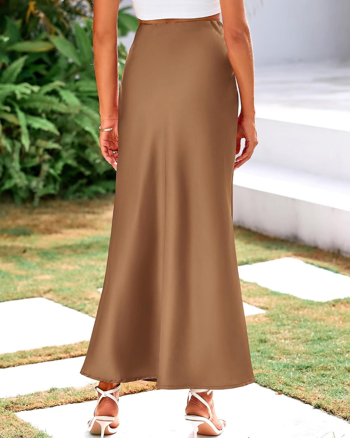 Detalle de BTFBM BT474 Silk-Satin Mermaid Maxi Skirt, High-Waisted Flared A-Line