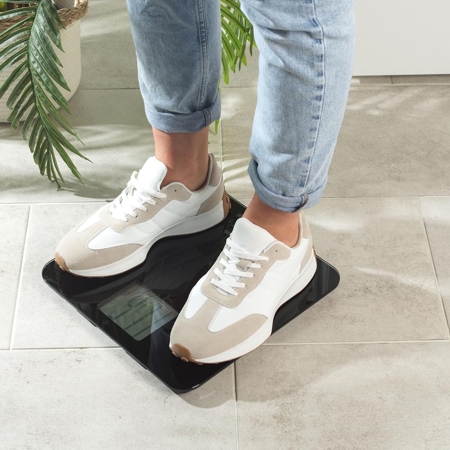 Detalle 2 de Salter 9049 BK3R Max digital bathroom scale 250kg 📏