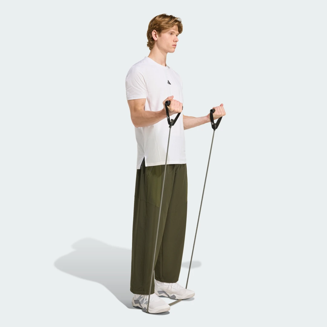 Detalle de Pantalón PrimeLift de Adidas: comodidad y versatilidad para tus entrenamientos