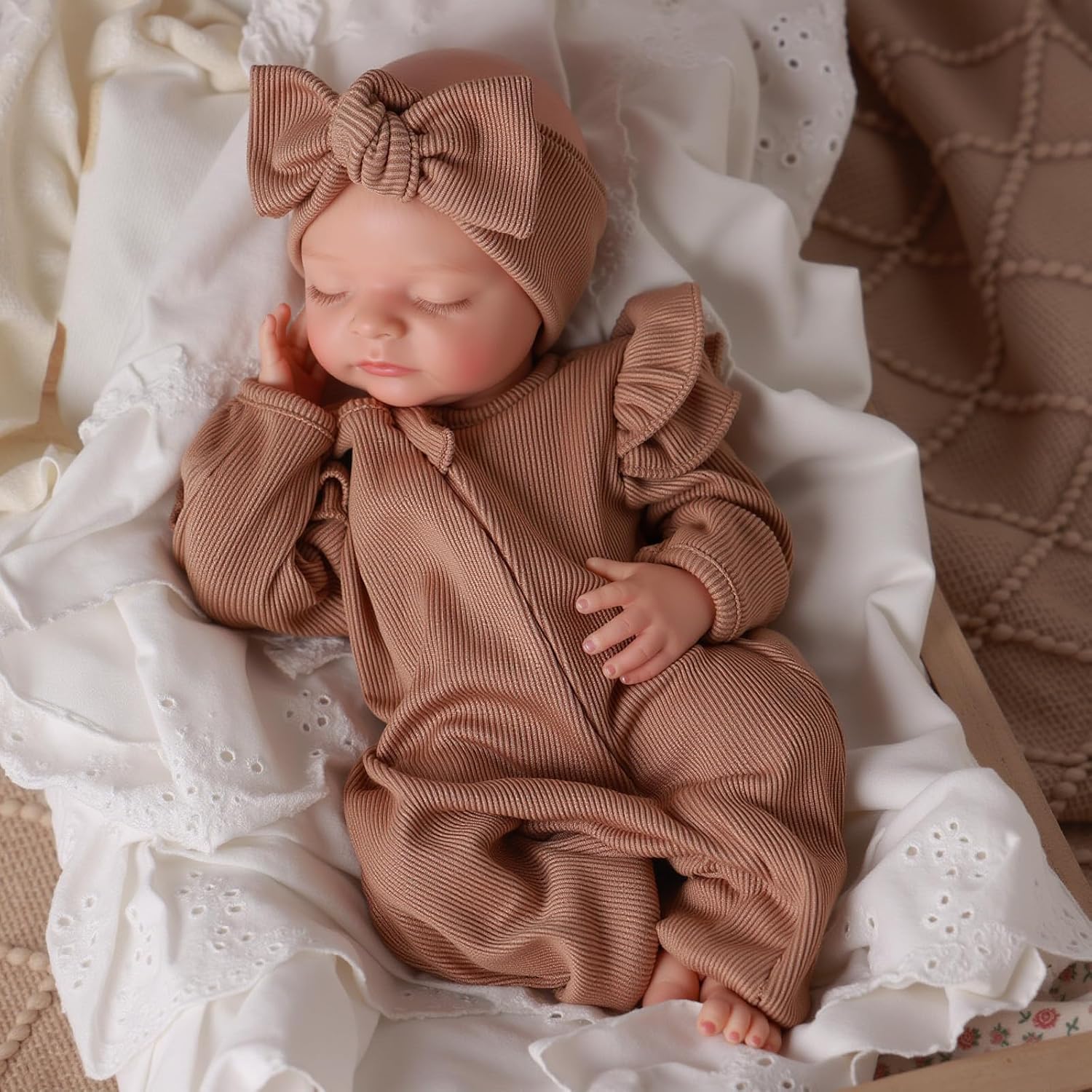 Thumbnail 3 de BABESIDE 16-Inch Weighted Silicone Baby Doll (Full Body, 4.4 lbs) — Waterproof Realistic Reborn Doll for Kids 3+ & Collectors