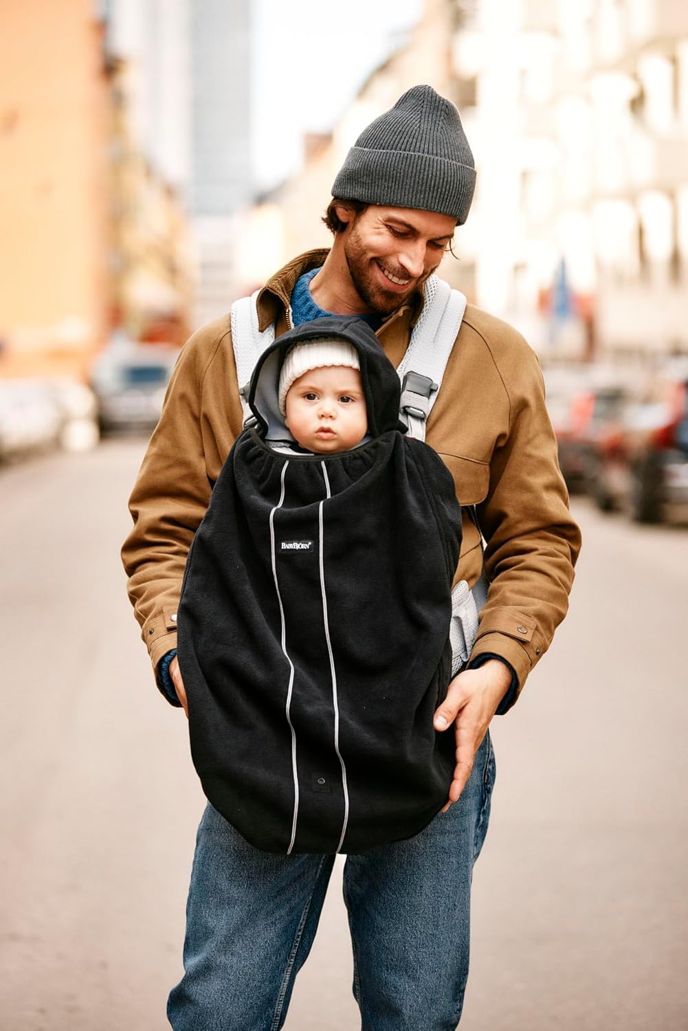 Thumbnail 6 de BabyBjörn Copertina per Marsupio, Nero – Protezione impermeabile e cappuccio removibile