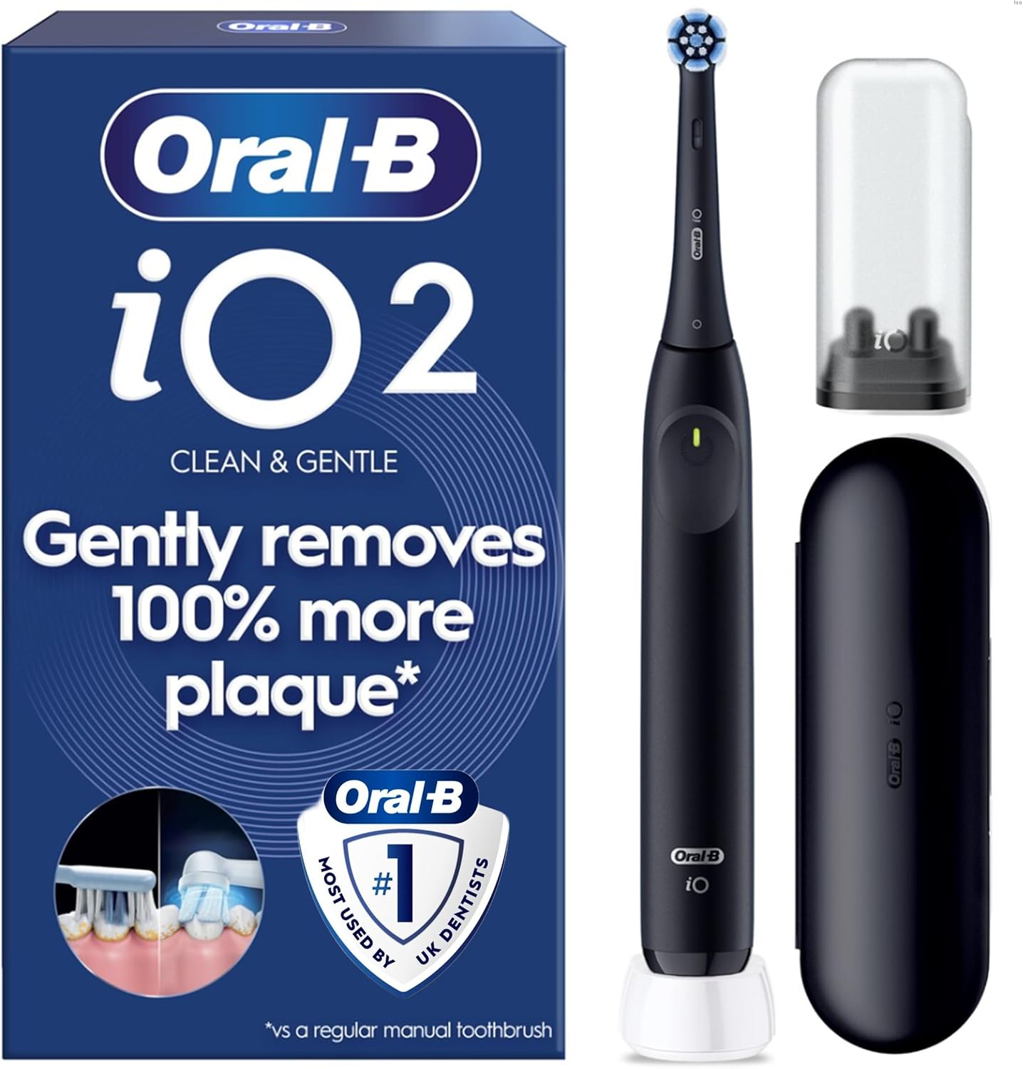 Detalle de Oral-B iO2 electric toothbrush for adults (Night Black) with travel case, gentle care brush head and 2-minute timer