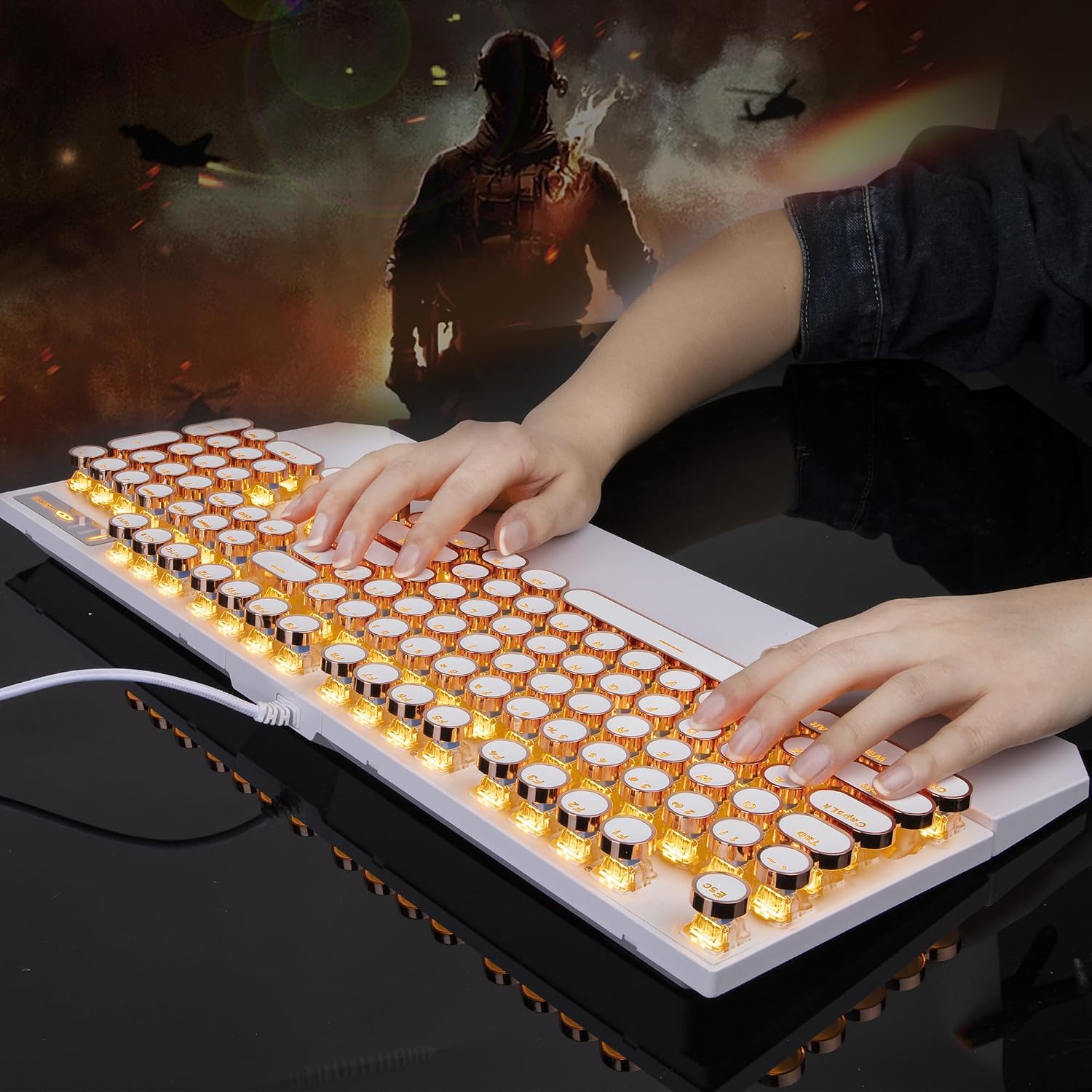 Thumbnail 6 de Camiysn MK-STORM Typewriter-Style Mechanical Keyboard, 104-Key, Blue Switches