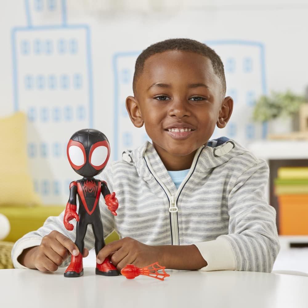 Thumbnail 5 de Hasbro Marvel Spidey e i suoi fantastici amici – Action Figure gigante di Miles Morales (22,5 cm)