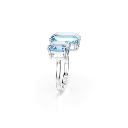 Detalle de Swarovski Millenia anillo abierto azul, talla octogonal 💍