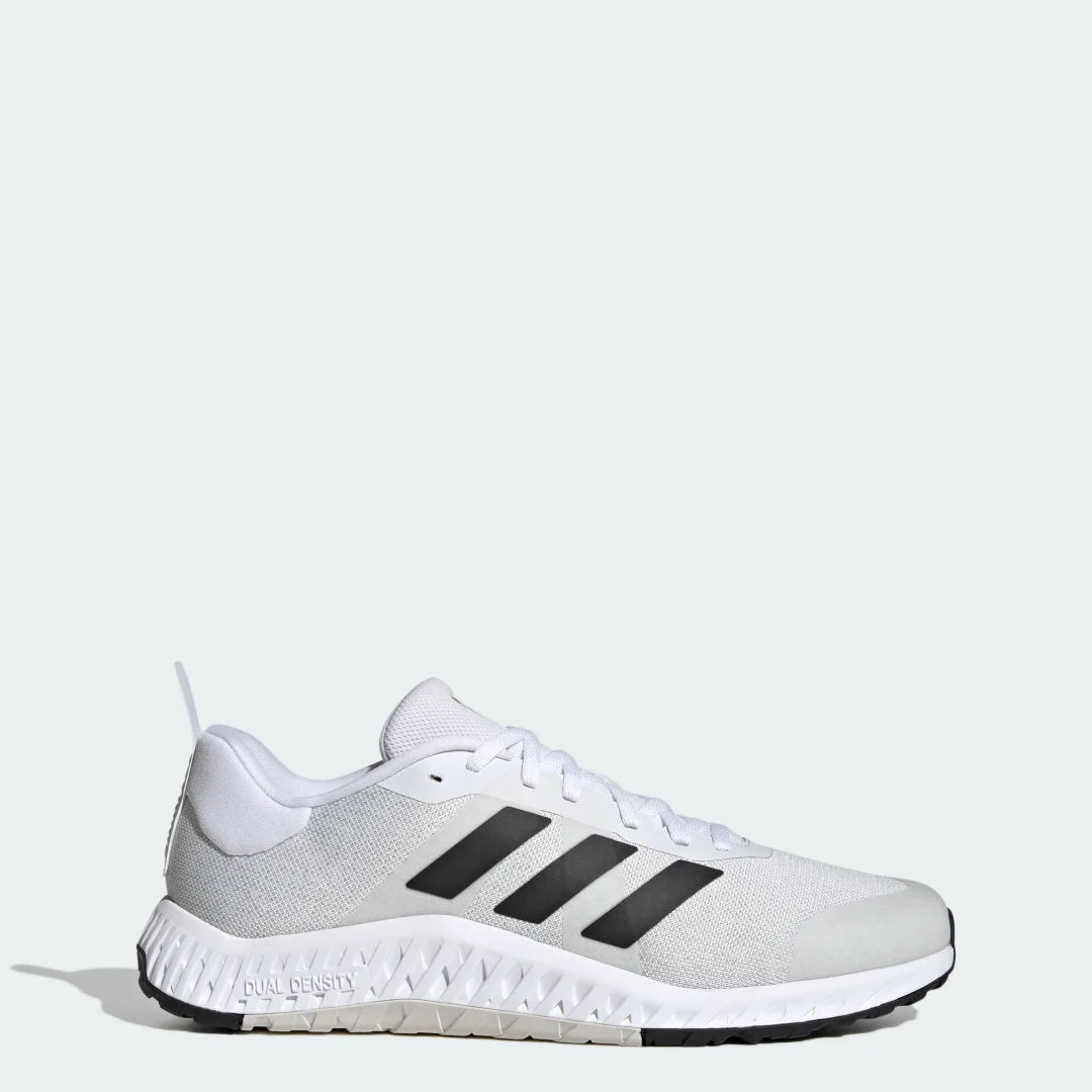 Detalle de Zapatilla de training Everyset de Adidas: blanco puro para entrenamientos versátiles