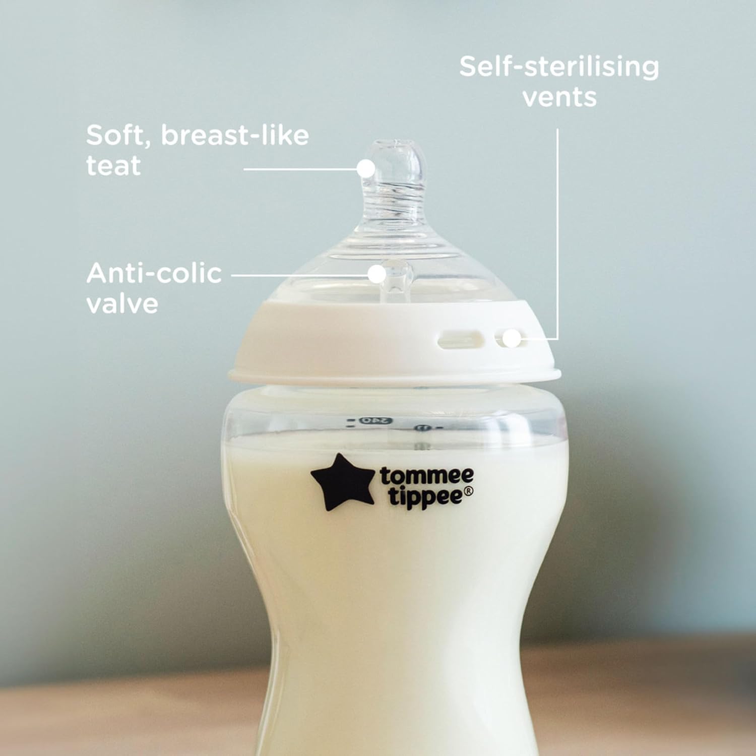 Detalle de Tommee Tippee Natural Start flessenset: 4 anti-koliekflessen van 340 ml