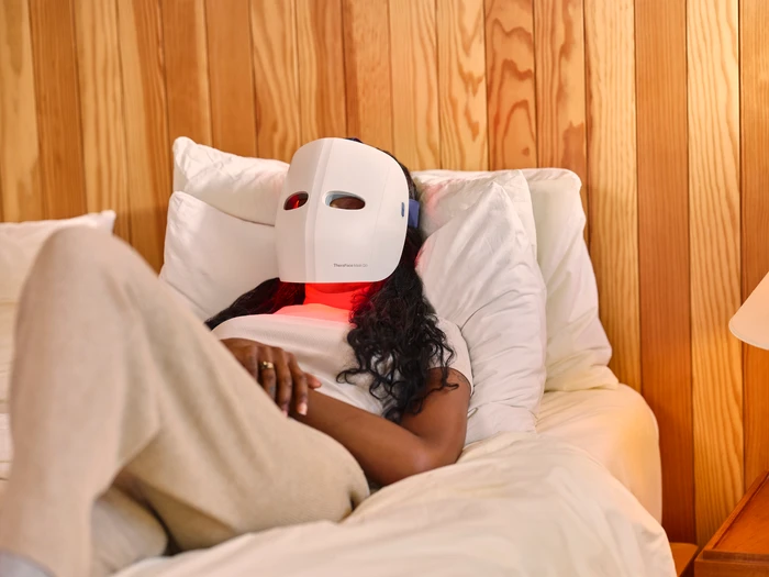 Thumbnail 21 de Therabody Theraface Mask Glo (Theragun) – LED-Lichttherapie für eine gepflegtere Gesichtshaut