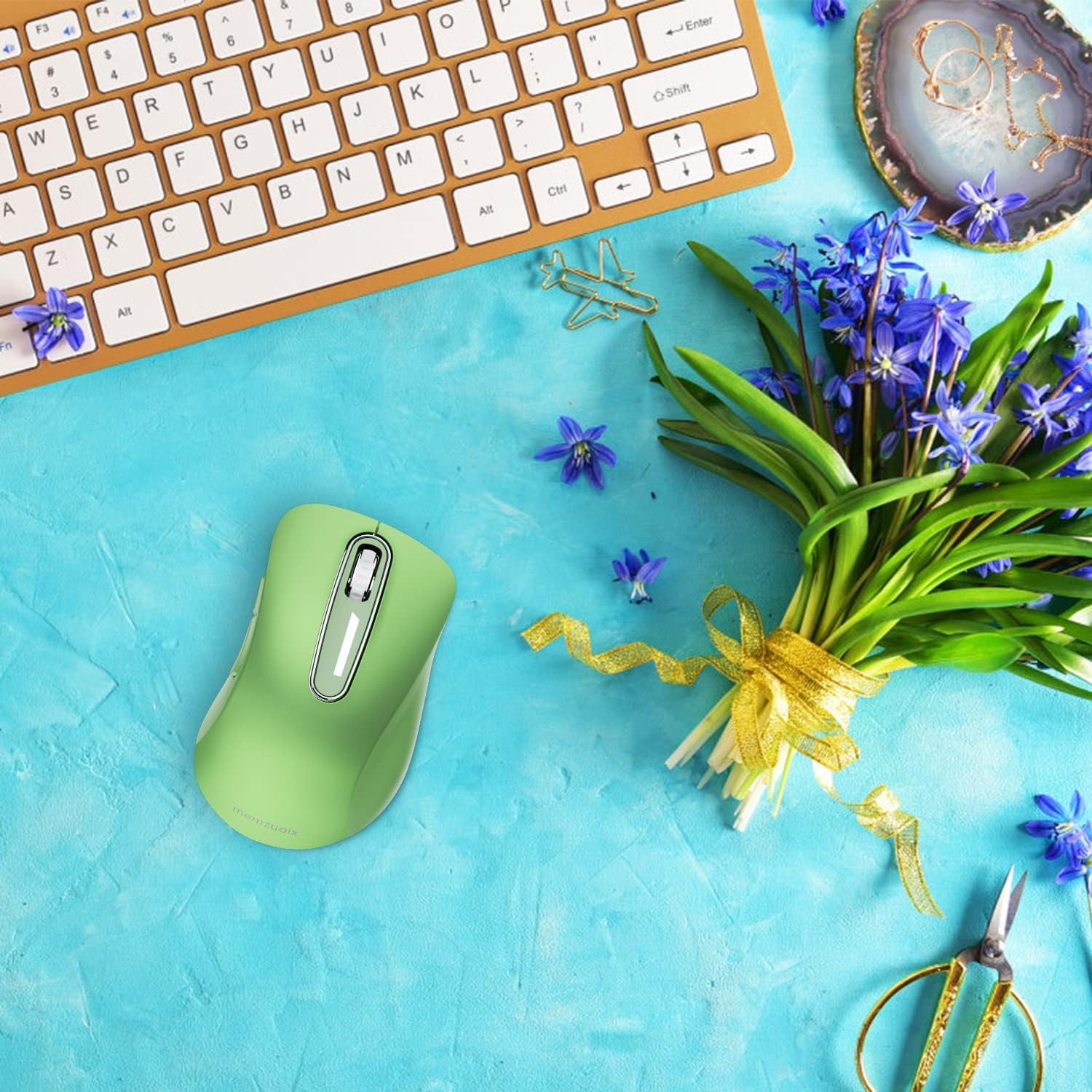 Detalle de memzuoix MidMouse Green Wireless Mouse, 5 Buttons, Rubberized Finish