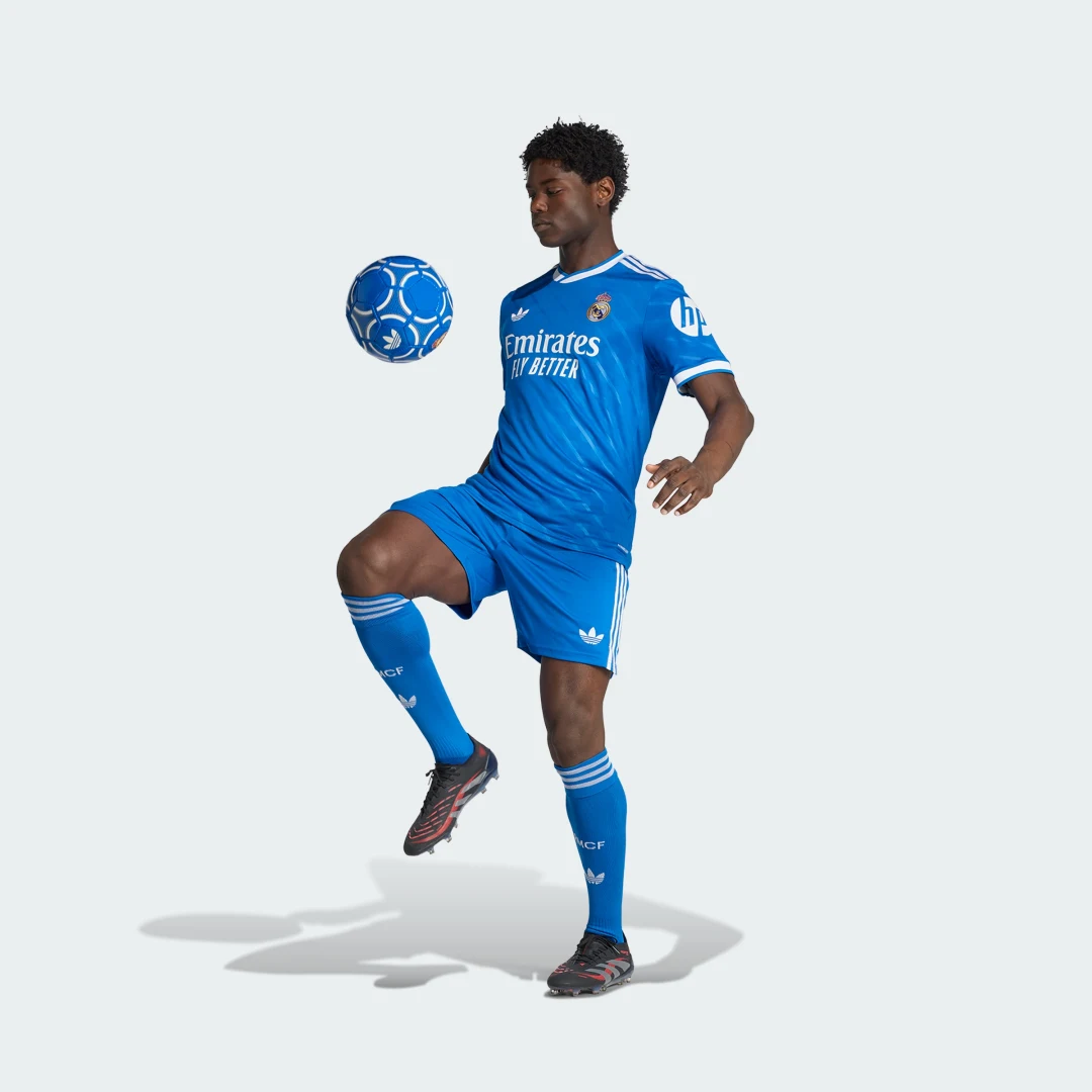 Thumbnail 2 de Pantalón corto tercera equipación Real Madrid 25/26 de Adidas – azul