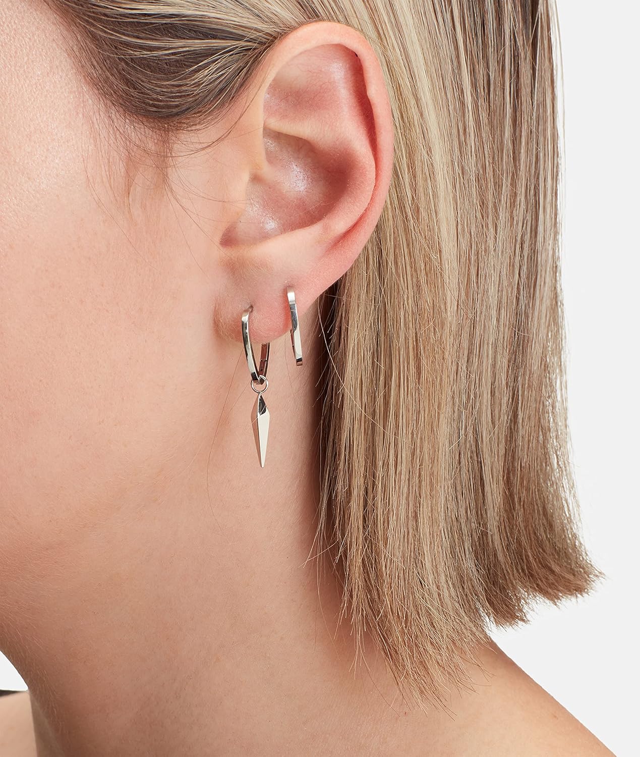 Thumbnail 2 de LIEBESKIND BERLIN Kette & Ohrringe Set mit geometrischem Pendulum-Anhänger aus Edelstahl – Creolen mit Steckverschluss